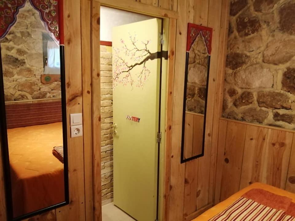 Yono'S Traditional House Ano Ravenia Экстерьер фото