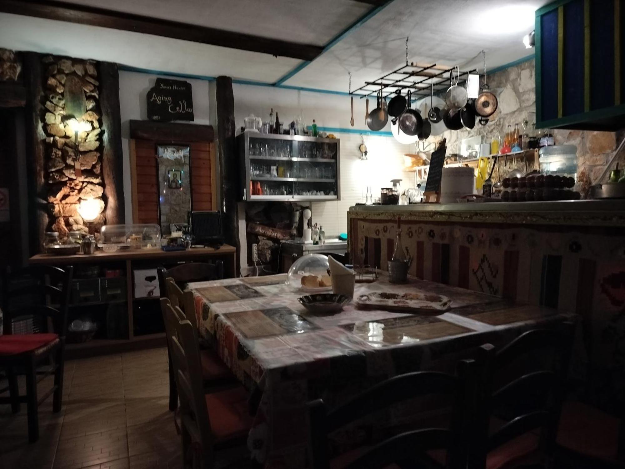 Yono'S Traditional House Ano Ravenia Экстерьер фото