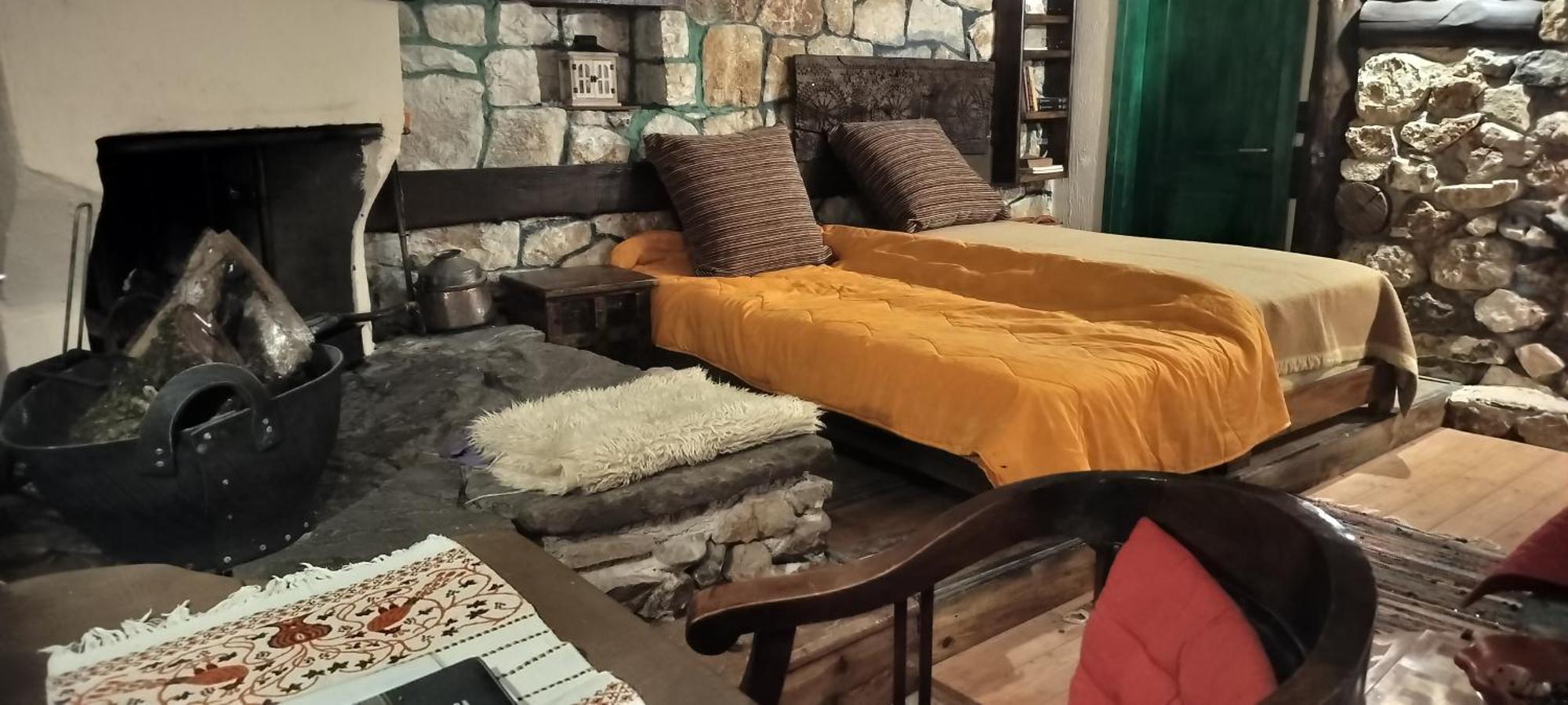 Yono'S Traditional House Ano Ravenia Экстерьер фото