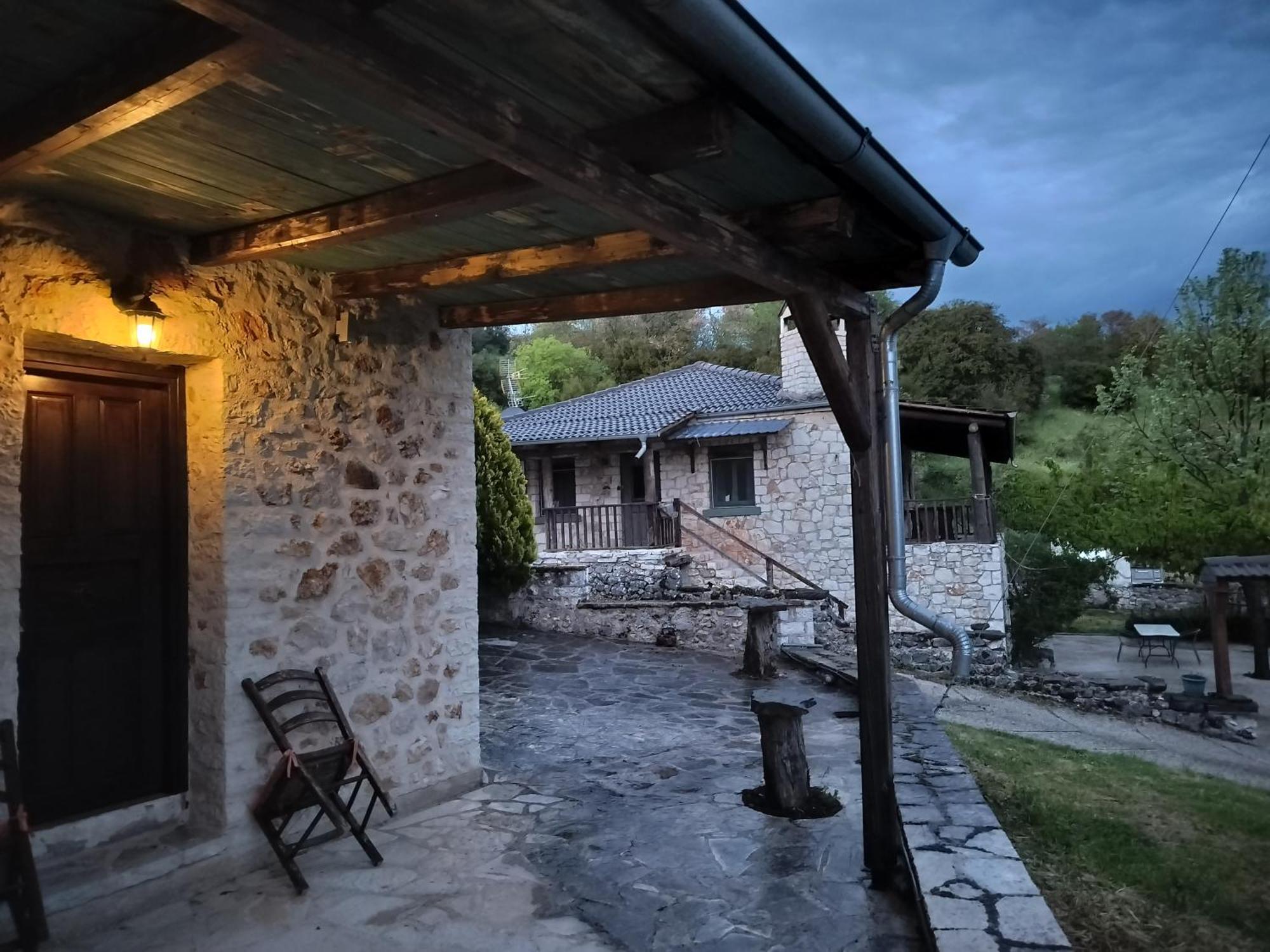 Yono'S Traditional House Ano Ravenia Экстерьер фото